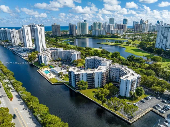 3401 N Country Club Dr APT 308, Aventura, FL 33180
