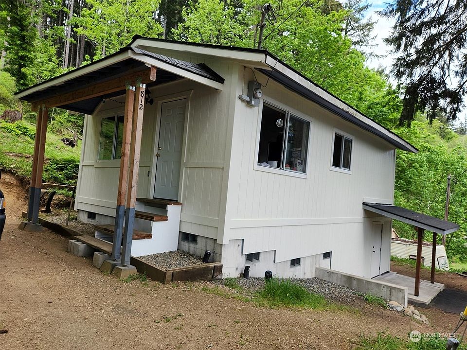 1st image of 812 N 5th Street