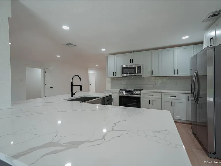 7942 Hammerly Blvd — Photo 6