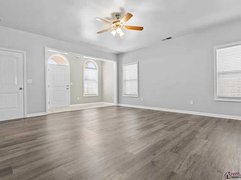 111 High Hope Ln — Photo 9