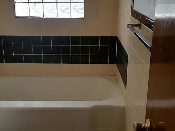 2nd image of 2403 Park Dr