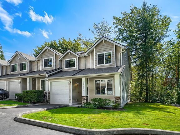 2nd image of 10707 SE 170th St