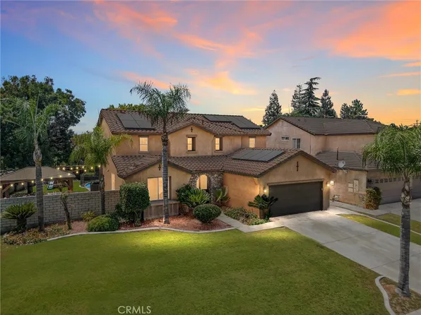 805 Vermillion Dr, Bakersfield, CA 93312