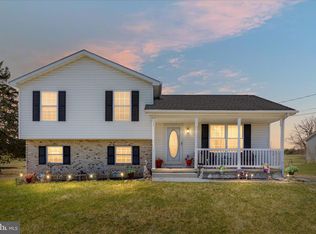 302 Montana Ct, Bunker Hill, WV 25413