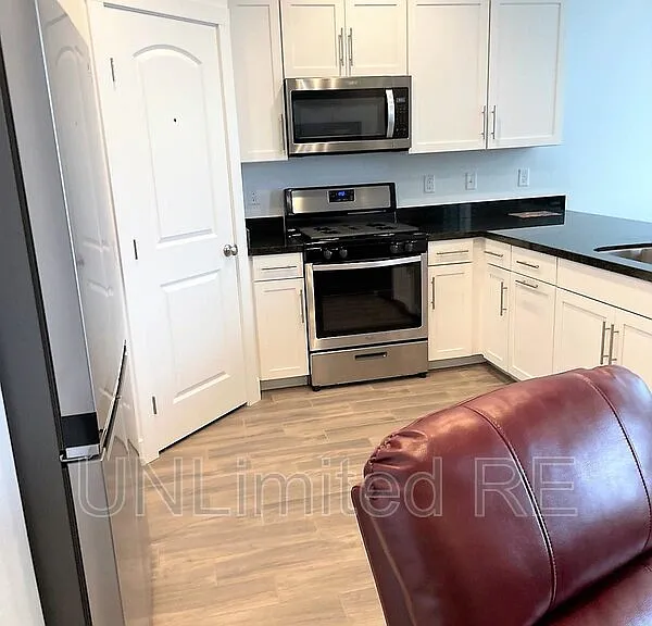 11851 Pegasus Rd — Photo 11