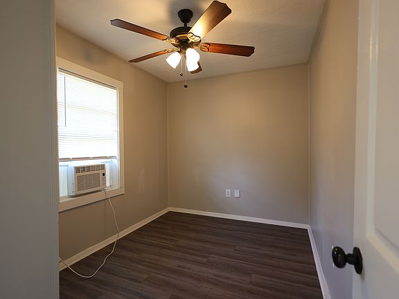 5th image of 1438 Pennock Ave #A
