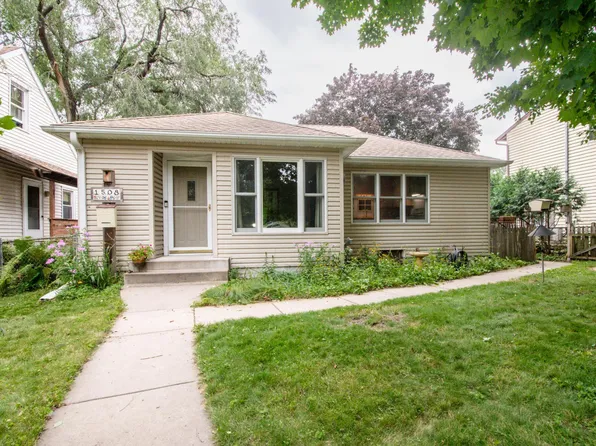 1508 Grotto St N, Saint Paul, MN 55117