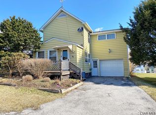 37 3rd St, Cairnbrook, PA 15924