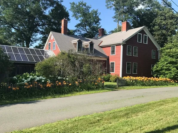 7 Baker Rd, Shutesbury, MA 01072