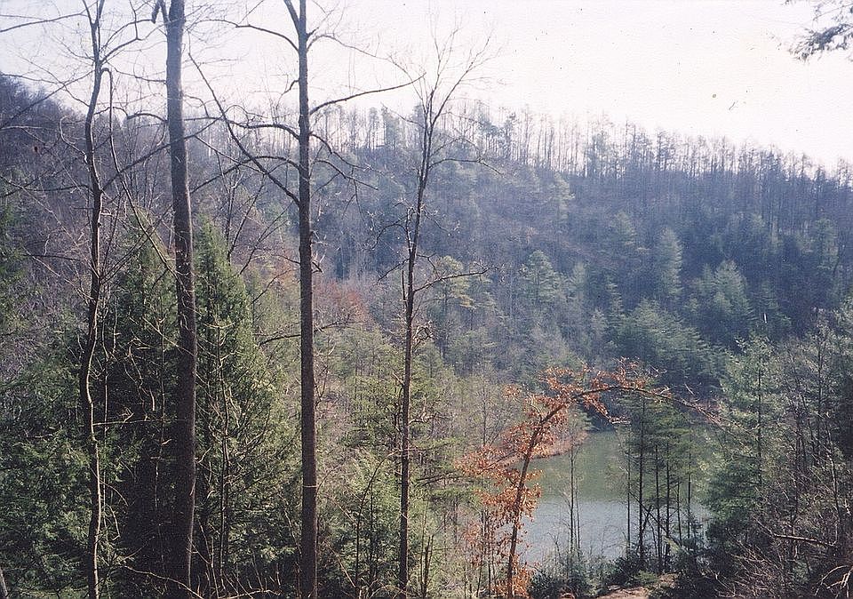 Top of Cliff lake View