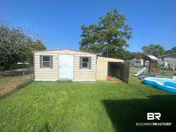 4th image of 151 Blue Jay Ln