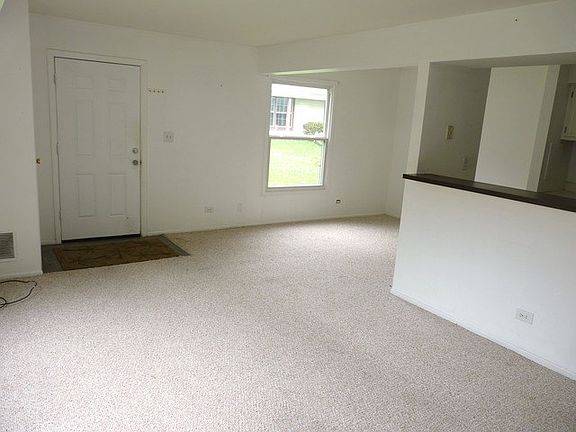 3rd image of 1387 S Glen Cir APT B