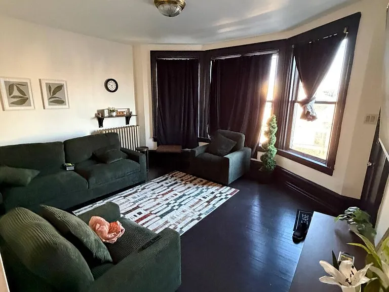 444 Orchard St — Photo 2