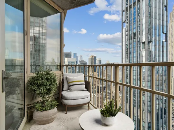 10 East 29th Street image 2 of 39