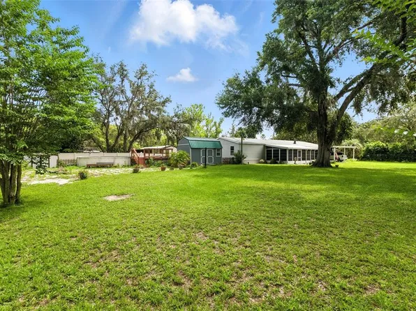 4537 Thornton Dr, Zephyrhills, FL 33542