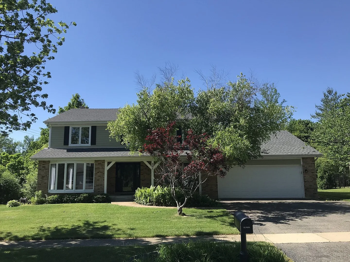 301 Chatelaine Ct photo 1