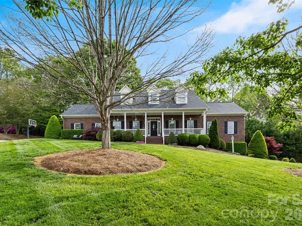 1004 Ashley Pl, Belmont, NC 28012