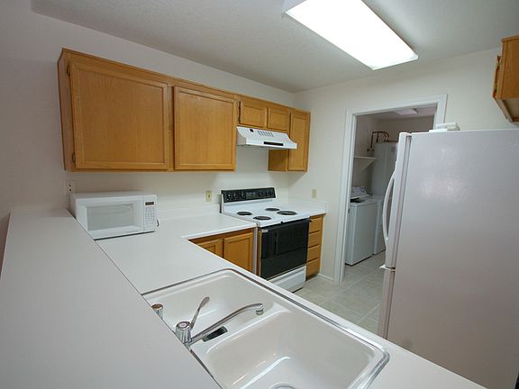 4th image of 1800 Edmond St Unit 264