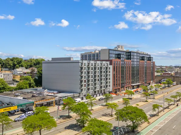 70-65 Queens Boulevard image 18 of 18