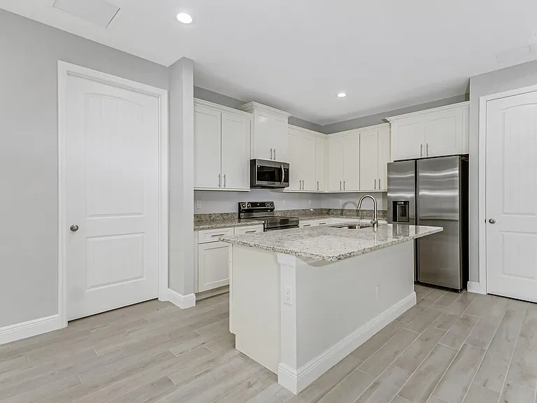 1517 Wacker Ave SE — Photo 24