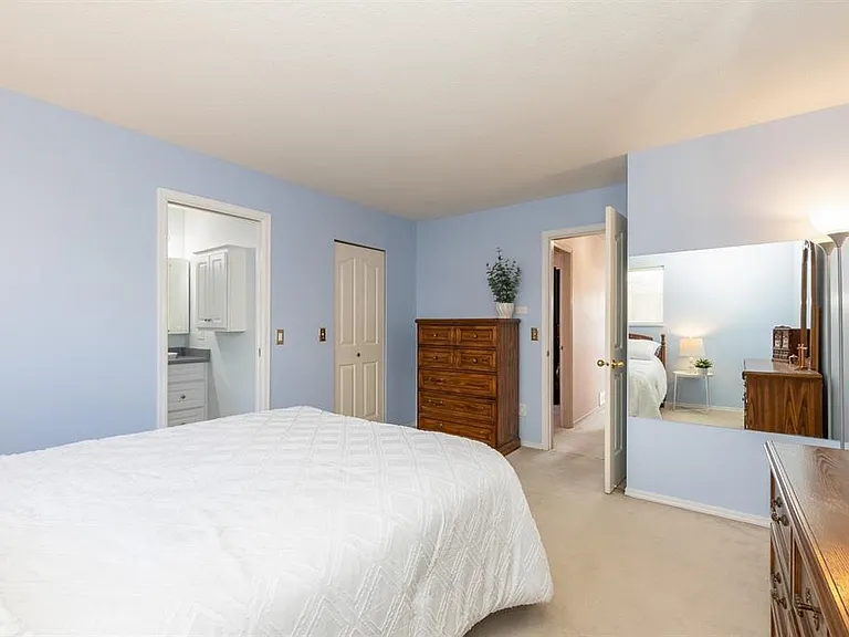 1378 Kenney St — Photo 27