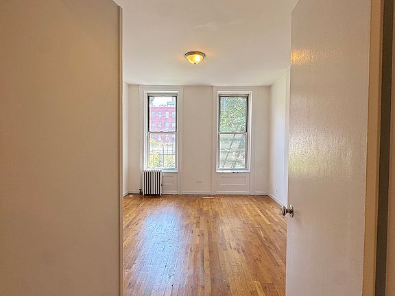 5th image of 147 Sullivan St #4B