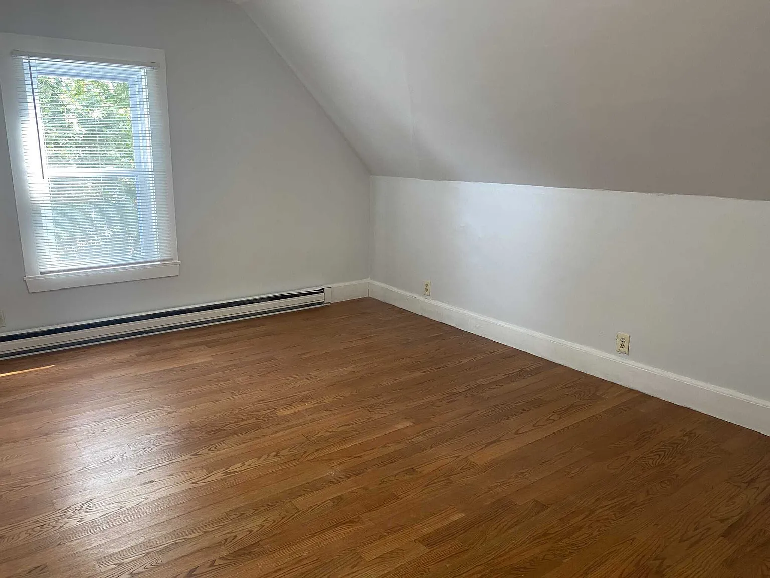 3 bed, $3,400 — Photo 2