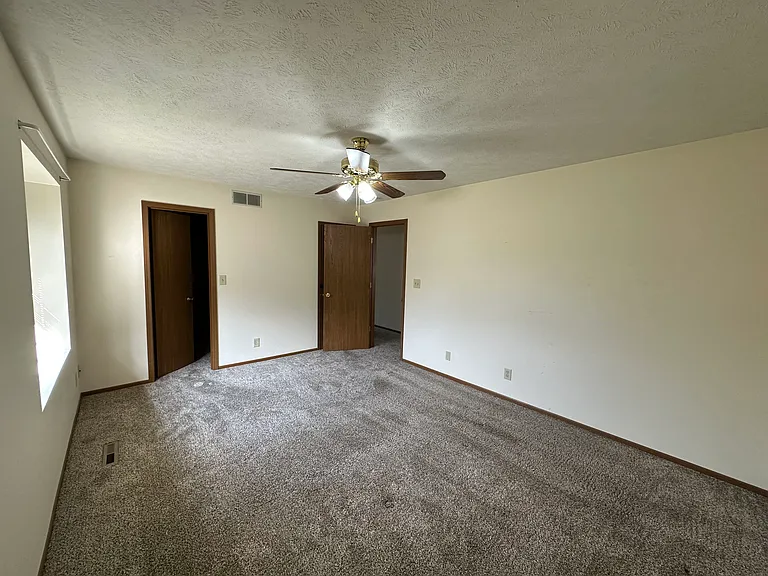 3121 Wildbriar Ln #3121 — Photo 11