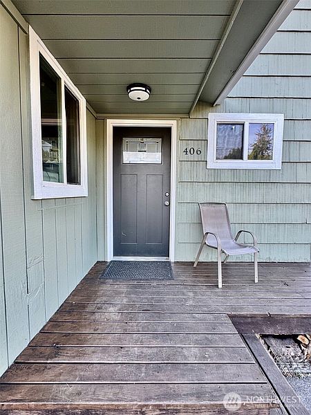 5th image of 406 117th Street S