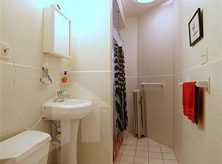 331 Harvard St APT 4, Cambridge, MA 02139