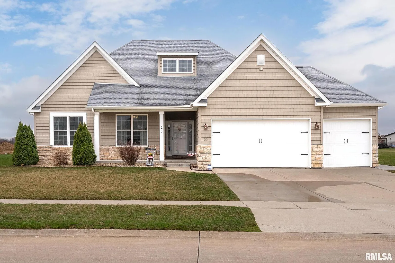 20 Blackstone Way photo 1