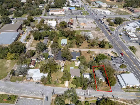 6 W Winthrop Ave, Perdido Key, FL 32507