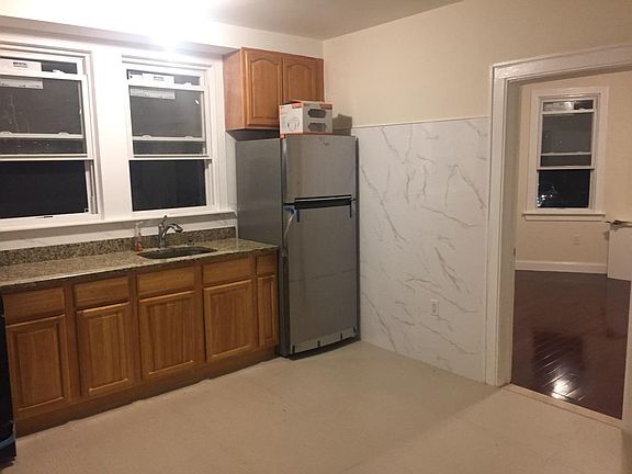2nd image of 13-06 14th Ave Floor 1