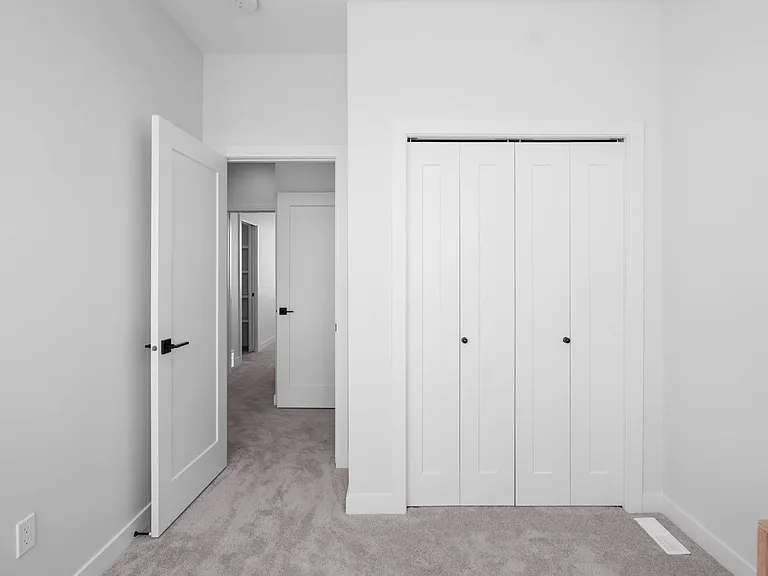 130 Element Dr NW — Photo 32