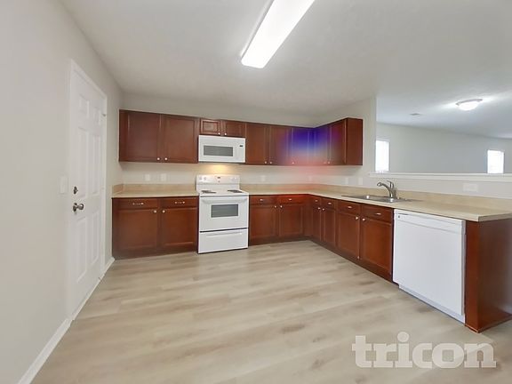 5th image of 5006 Hancock Cir