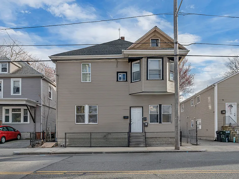 334 Admiral St #2 — Photo 1