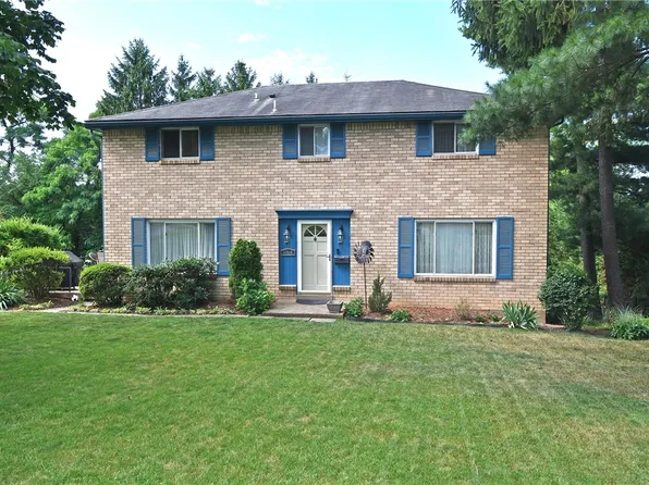 1768 Moynelle Dr, Pittsburgh, PA 15243