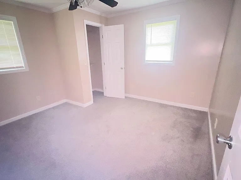 206 Webb Rd — Photo 6