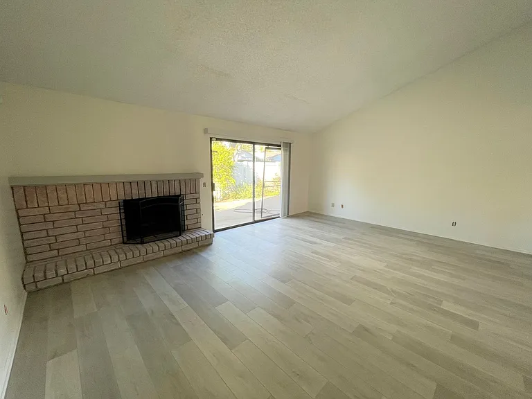 10428 Boulder Ct — Photo 5