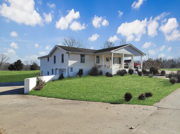 3067 Jim Ledford Rd, Woodlawn, TN 37191