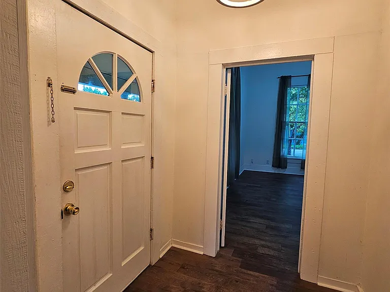 401 Shaw St — Photo 11