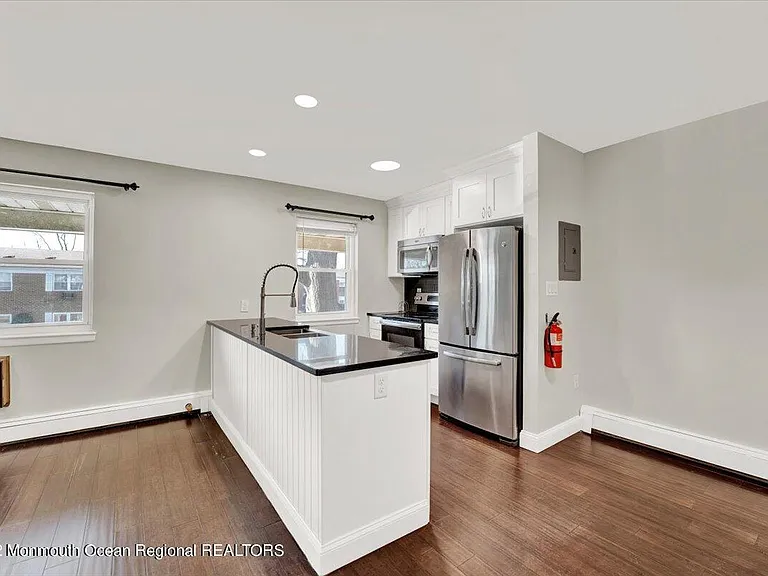 289 Main St #8K — Photo 7