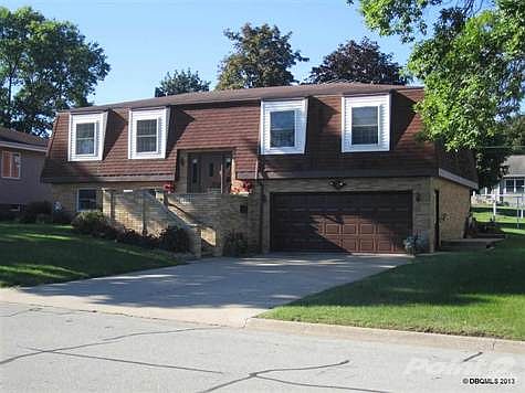 1st image of 1423 1st Ave E