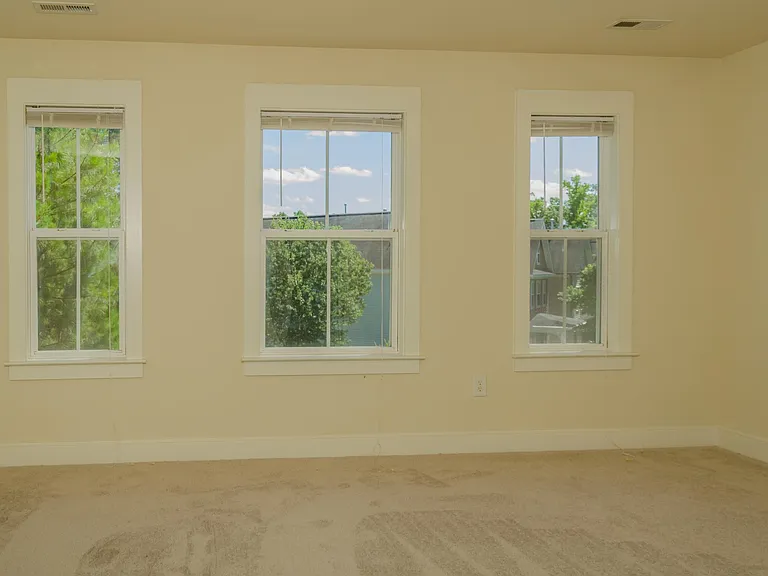 4402 Crystal Breeze St — Photo 20