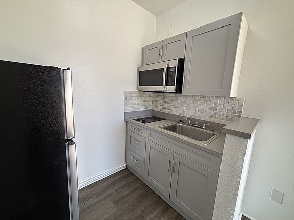 5th image of 724 Kakala St #1501-1-1