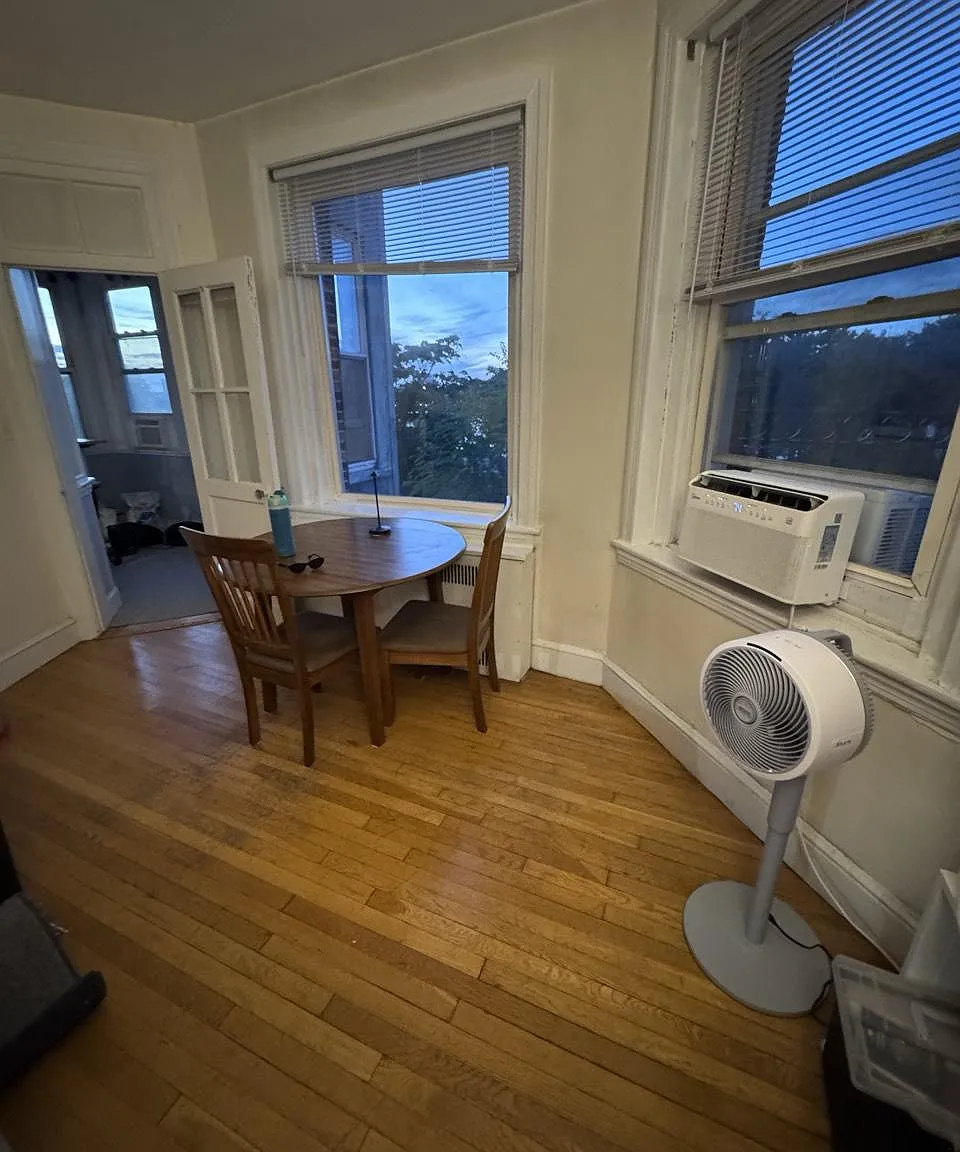 1 bed, 750 sqft, $2,850 — Photo 2