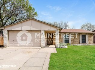 5720 Maiden Ln, Fort Worth, TX 76131