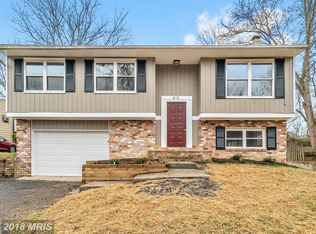 813 Galway Ln, Fredericksburg, VA 22407