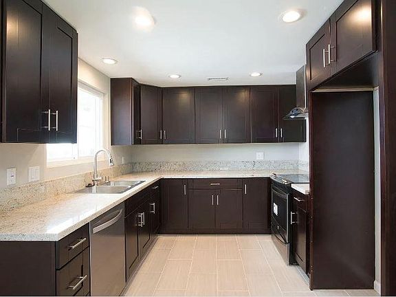 5th image of 8657 Warmwell Dr