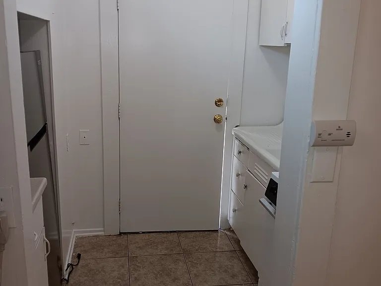 129 Orange Ave — Photo 6